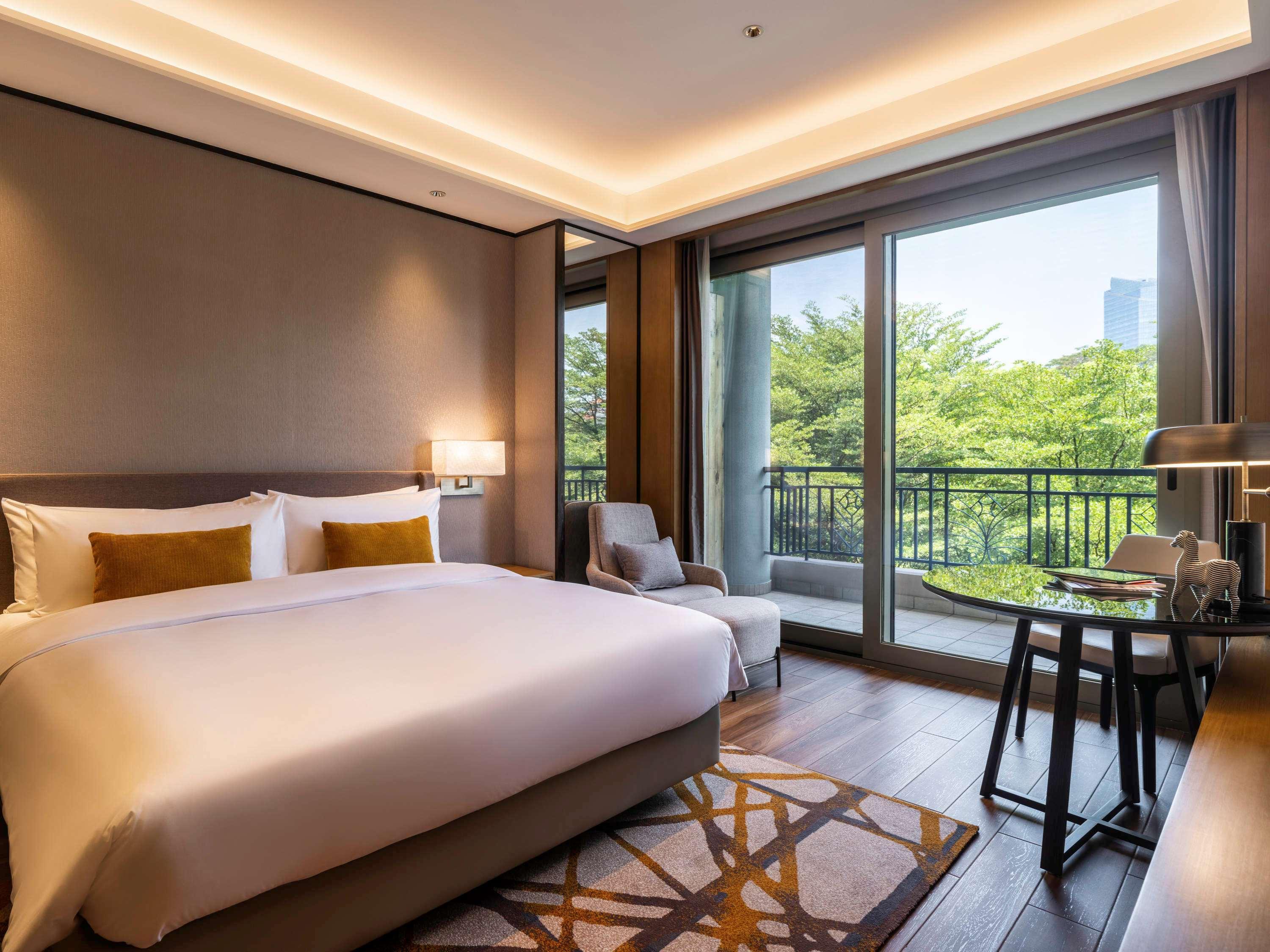 Pullman Hotel And Pullman Living Dongguan Forum Eksteriør bilde